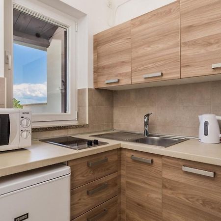 Rona Apartment Zdravko Barbariga Exteriör bild