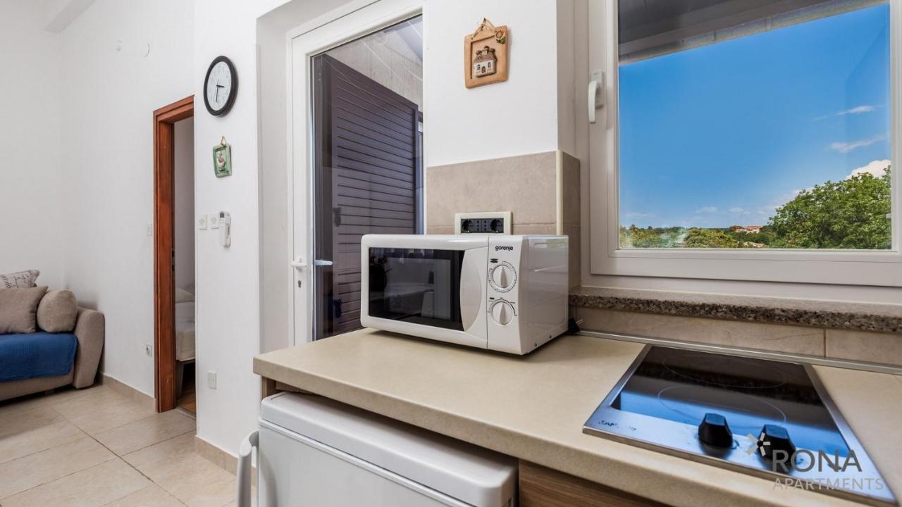 Rona Apartment Zdravko Barbariga Exteriör bild