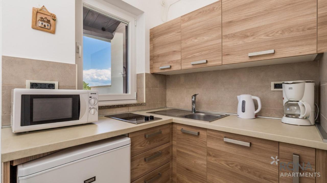 Rona Apartment Zdravko Barbariga Exteriör bild